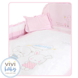 【vivibaby】艾瑪兔大床八件式嬰兒寢具組(粉)