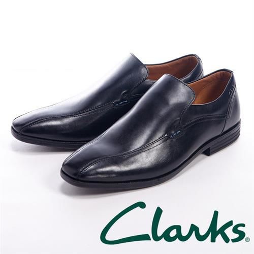 【Clarks】線條設計直套皮鞋男鞋-黑