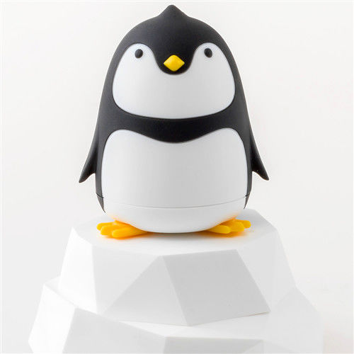 【Zakka雜貨網】 企鵝療癒系創意手工具冰山款-黑色