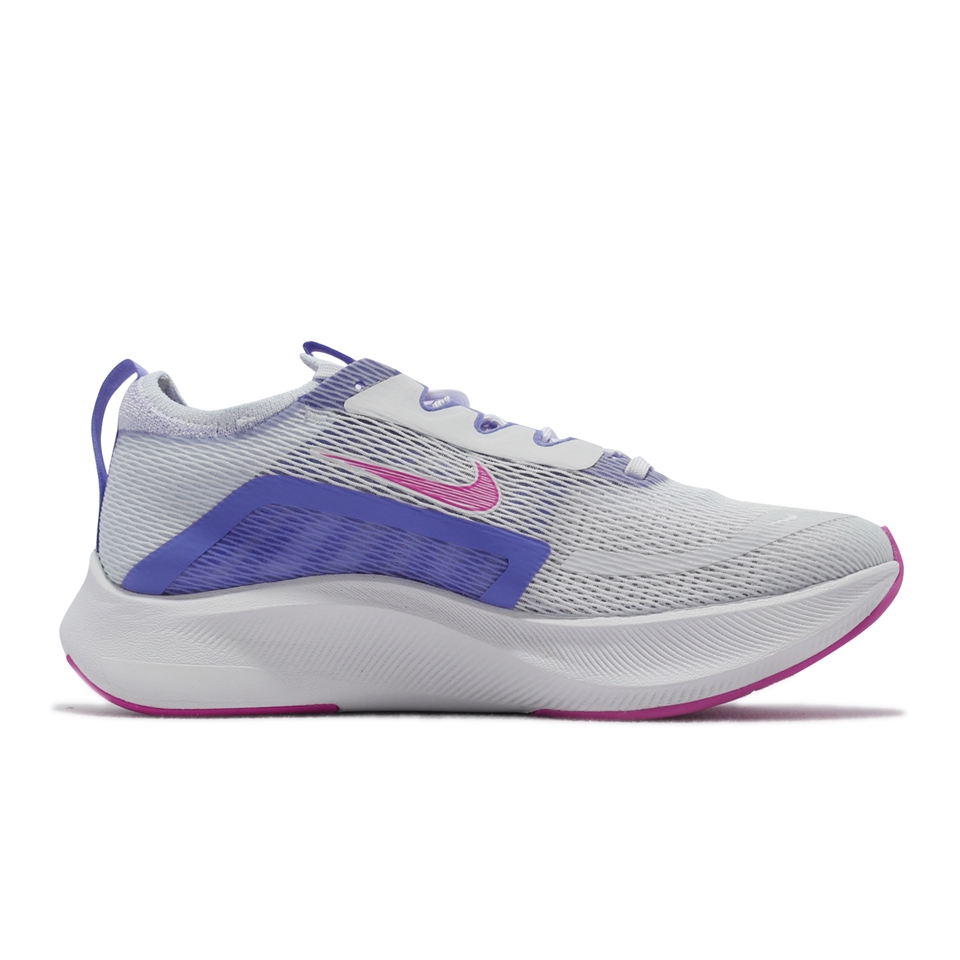 Nike 慢跑鞋W Zoom Fly 4 氣墊女鞋跑鞋運動灰粉CT2401-003 [ACS 跨運動