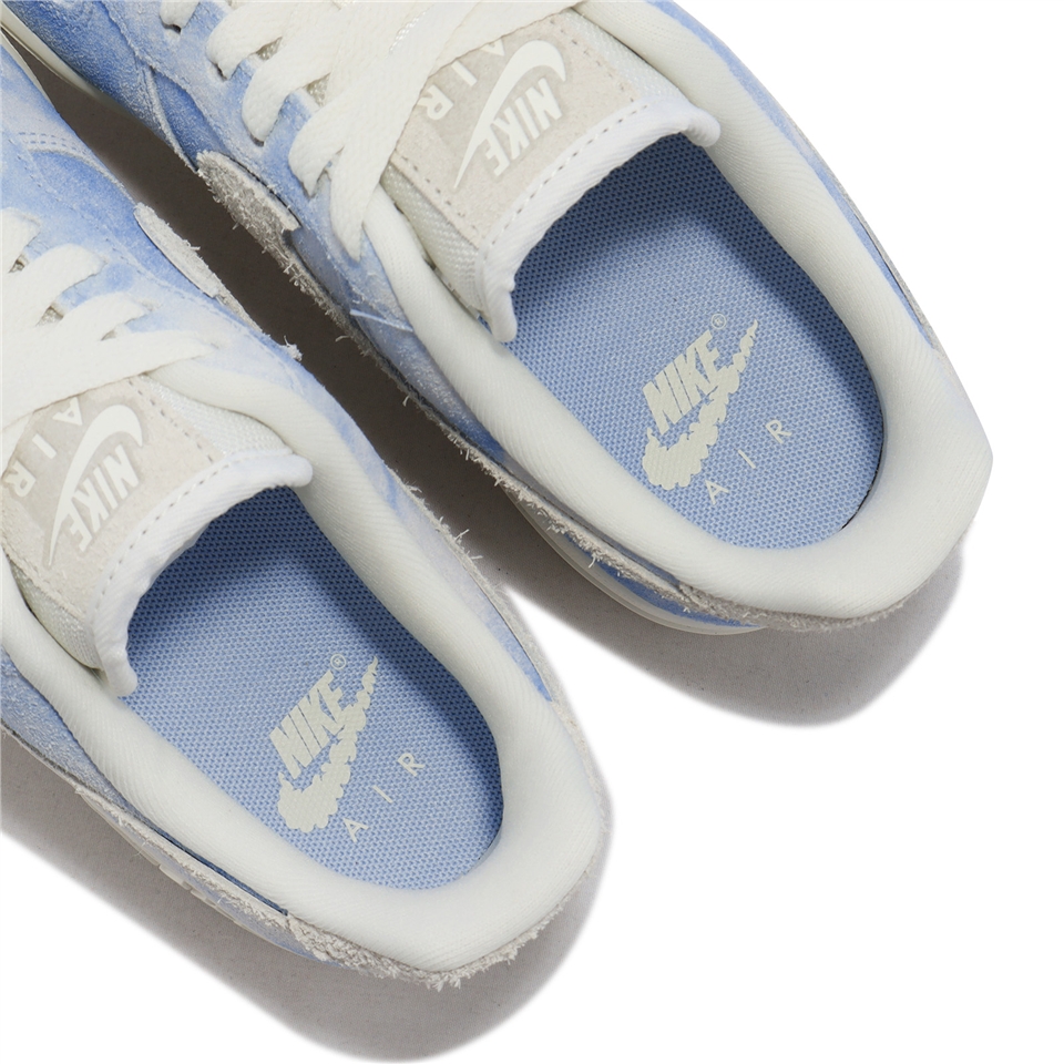 Nike 休閒鞋Wmns Air Force 1 07 SE 女鞋藍白雲AF1 麂皮clouds