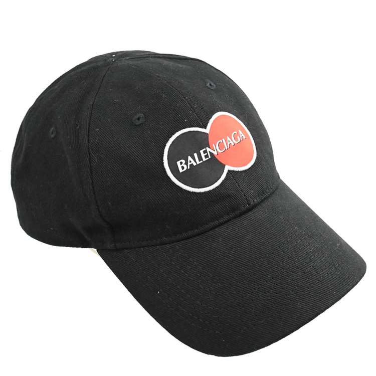 BALENCIAGA 巴黎世家617138 品牌電繡LOGO棉質棒球帽.黑|服飾|Her