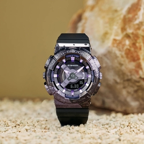 CASIO 卡西歐】G-SHOCK 40週年限定探險家之石系列紫晶方解石金屬時尚