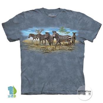  摩達客 -美國進口The Mountain 斑馬群聚 純棉環保藝術中性短袖T恤
