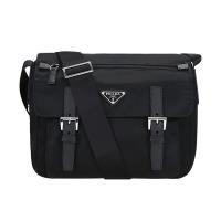 【PRADA】經典三角LOGO經典尼龍翻蓋斜背包-小 (1BD953-黑)