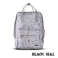 BLACK SEAL 聯名8848系列-多隔層休閒小方型後背包-象牙灰 BS83008