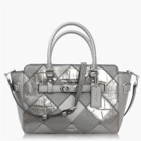 COACH 十字紋皮革拼接鱷魚壓紋 / Carryall 25 / 斜背兩用包_銀灰色