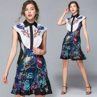 【M2M】輕盈飄逸魚尾裙襬印花洋裝M-2XL
