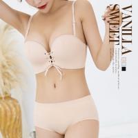 甜心嚴選 萊卡防滑邊條素色美背手捧罩杯無鋼圈爆乳成套內衣褲 3套組