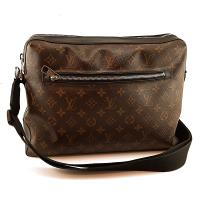 LV 經典字紋帆布黑色滾邊皮革斜背包(展示品)