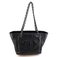 CHANEL黑色雙C壓紋大LOGO混搭菱格紋銀鍊肩背水餃包(展示品)