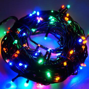 摩達客-100燈LED燈串聖誕燈 (四彩色光黑線)(附控制器跳機)(高亮度又省電)