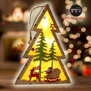 摩達客 木質製彩繪聖誕樹造型LED夜燈擺飾(麋鹿雪車款/電池燈)