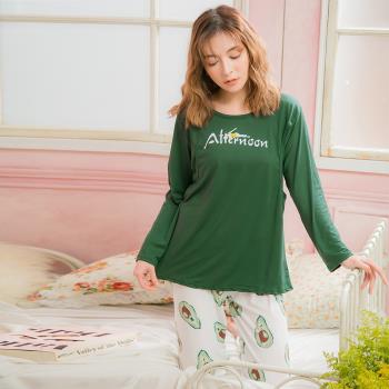 【lingling日系】全尺碼-牛奶絲英文字母上側開口酪梨哺乳孕婦長袖二件式睡衣組(自然綠)A4099