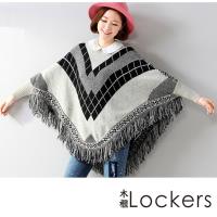 Lockers 木櫃 鬆流蘇蝙蝠袖披肩斗篷針織毛衣外套/大披肩-黑色