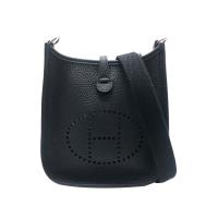 【HERMES】Mini Evelyne TPM系列荔枝紋小牛皮鏤空洞H LOGO肩背包(黑)