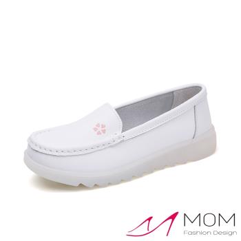 【MOM】真皮舒適寬楦愛心小花軟底白色護士鞋 B款粉色小花