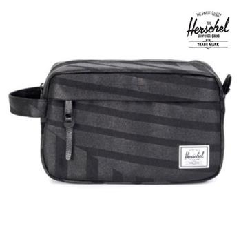 【Herschel】CHAPTER大容量休閒包/手拿包 10039  黑色條紋
