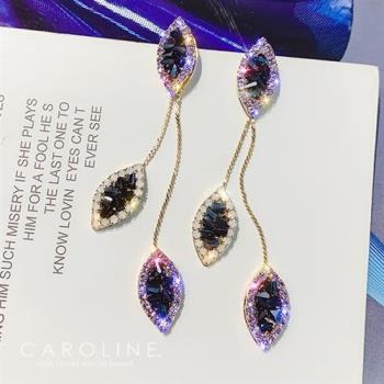 《Caroline》★韓國熱賣造型時尚 閃亮動人耳環70930