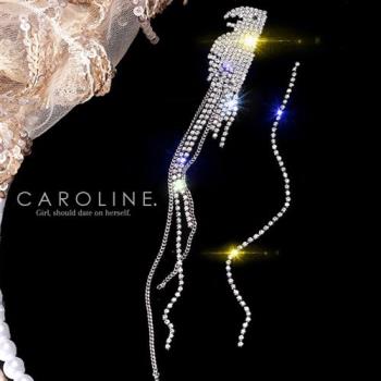 《Caroline》★韓國熱賣造型時尚Bling  Bling 絢麗閃亮動人流蘇不對稱耳環70165