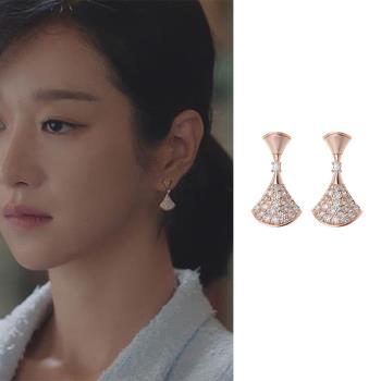梨花HaNA 韓國雖然是精神病但沒關係高文英同款．扇型鑽飾耳環