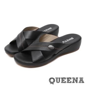 【QUEENA】經典縫線交叉簡約舒適厚底拖鞋 黑