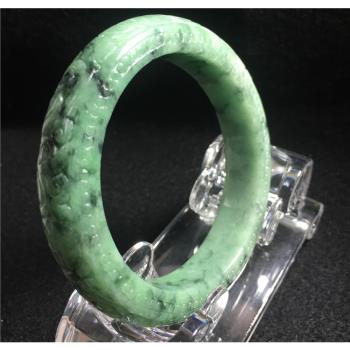 品澐珠寶 -翡翠 滿綠底色手鐲/玉鐲(手圍18) 雕刻鐲
