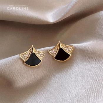 《Caroline》韓國熱賣浪漫法式宮廷風造型時尚 高雅大方設計 耳環72823