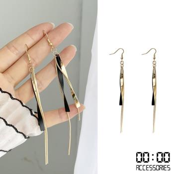 【00:00】韓國設計明星同款金屬扭片流蘇長款耳環