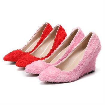 【JP Queen New York】迷戀薔薇公主風蕾絲花漾坡跟高跟鞋(2色可選)