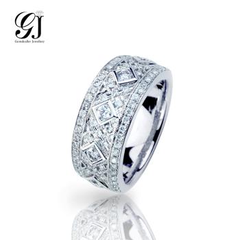 晉佳珠寶 Gemdealler Jewellery 18K 菱格風情 寬版鑽石戒指