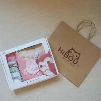 HiBOU喜福-女孩組彌月禮盒||6重紗防踢被S(數字小鷹粉)+圍兜兜＋福氣紗巾＋蘋安福袋