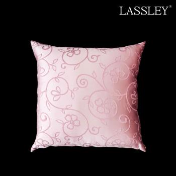 【LASSLEY】方形抱枕-粉花浪漫 65cm(台灣製造)緞面緹花布抱枕