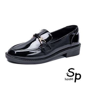 【Sp house】復古日系光面漆皮金屬紐帶小皮鞋(黑色)