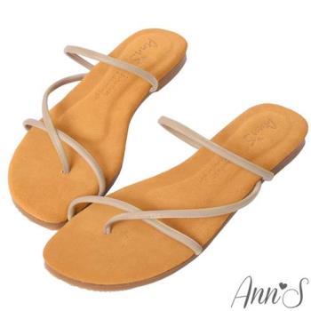 Ann’S水洗牛皮-簡單不簡單圓條夾腳細帶小羊皮平底涼拖鞋-杏
