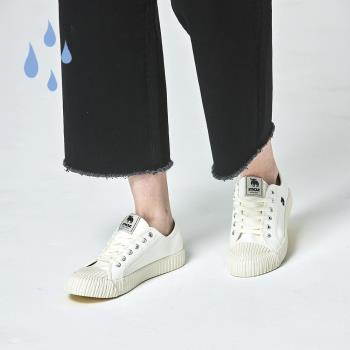 moz瑞典 男女款 駝鹿防潑水 防汙 舒適皮質 綁帶款 餅乾鞋(牛奶白)