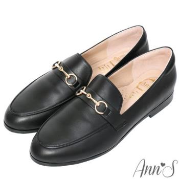 Ann’S經典風格-柔軟羊皮金釦平底樂福鞋-黑(版型偏大)