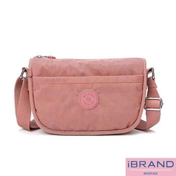 【iBrand】輕盈防潑水口袋斜側背包 - 粉色 MDS-8678-豆沙