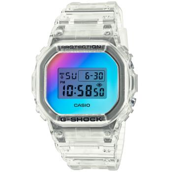 CASIO G-SHOCK  透明炫彩電子腕錶 DW-5600SRS-7