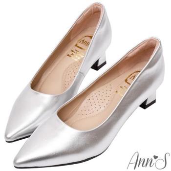 Ann’S平衡負擔-頂級綿羊皮性感尖頭粗跟包鞋-銀(版型偏大)