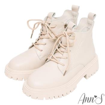Ann’S小男孩系列-牛皮綁帶造型顯瘦V口厚底短靴4cm-米白