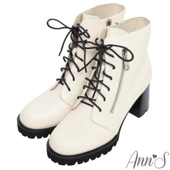 Ann’S絕美比例-真皮牛皮綁帶造型顯瘦厚底粗跟短靴7cm-米白