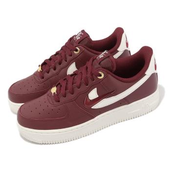 Nike 休閒鞋 Wmns Air Force 1 07 PRM 女鞋 酒紅 白 AF1 雙勾 金扣 DZ5616-600