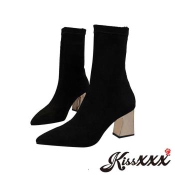 【KissXXX】短靴 粗跟短靴/美腿效果時尚小尖頭金屬異形跟粗跟短靴(黑)