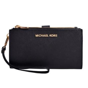 【Michael Kors】JET SET TRAVEL金字LOGO防刮皮革雙層手拿長夾(黑)