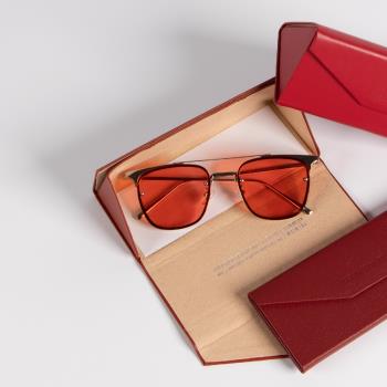 【Premium Authentic】PA．折疊收納皮革眼鏡盒(附彩盒)-紅黑系列多色任選