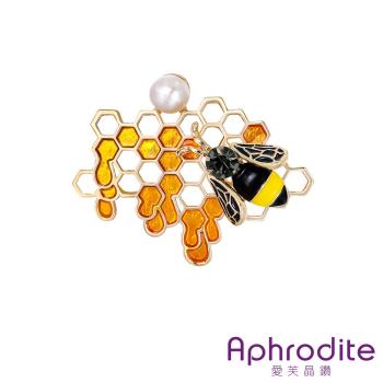 【愛芙晶鑽】可愛小蜜蜂蜂巢珍珠造型胸針 造型胸針 珍珠胸針