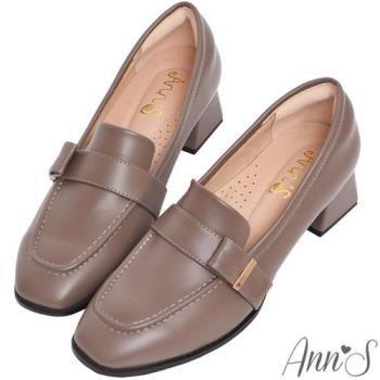 Ann’S金屬感性面-側邊小金條方頭粗跟樂福鞋4cm - 咖(版型偏小)