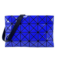 【ISSEY MIYAKE 三宅一生】BAOBAO亮面方格4x6斜背包(寶藍)