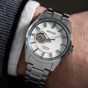 《SEIKO》精工 Presage 新銳系列 SPB309J1 鏤空開芯 藍寶石鏡面 鋼錶帶 機械男錶 6R38-00A0S 銀/白 40mm